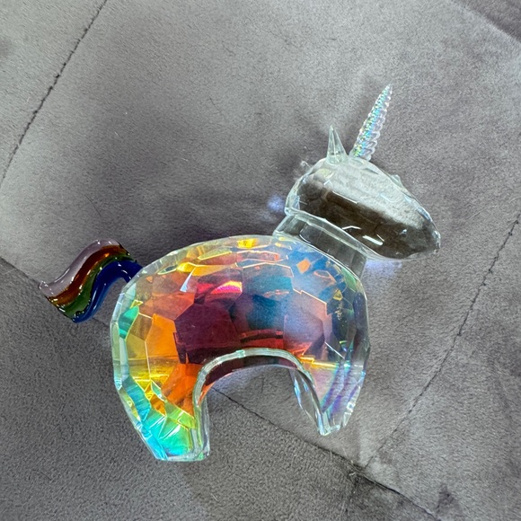Simon Designs Crystal Unicorn Paper weight - Picture 1 of 4
